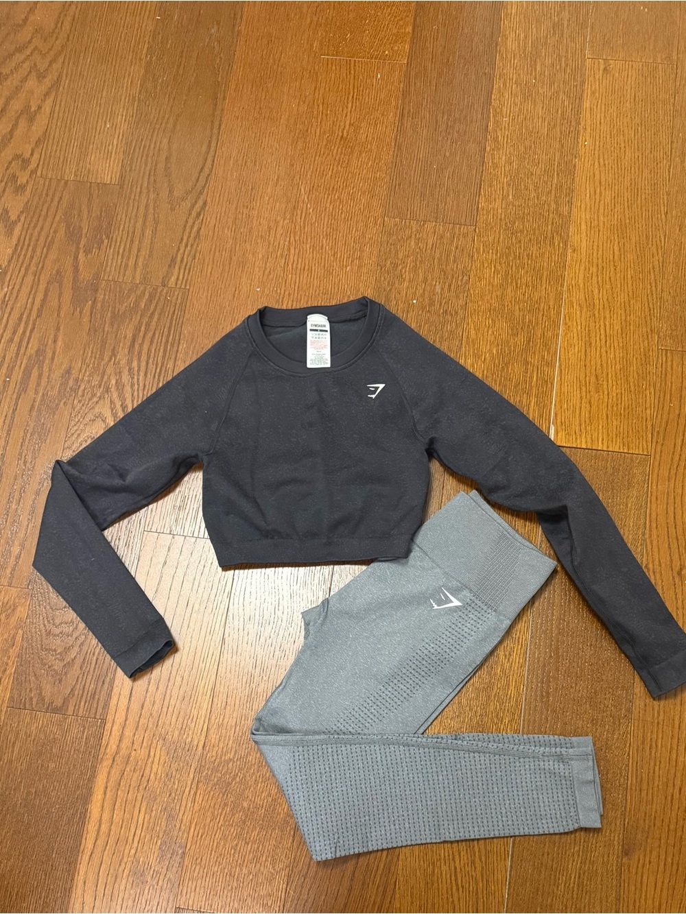 Gymshark Black Cropped Crew Neck Sweater